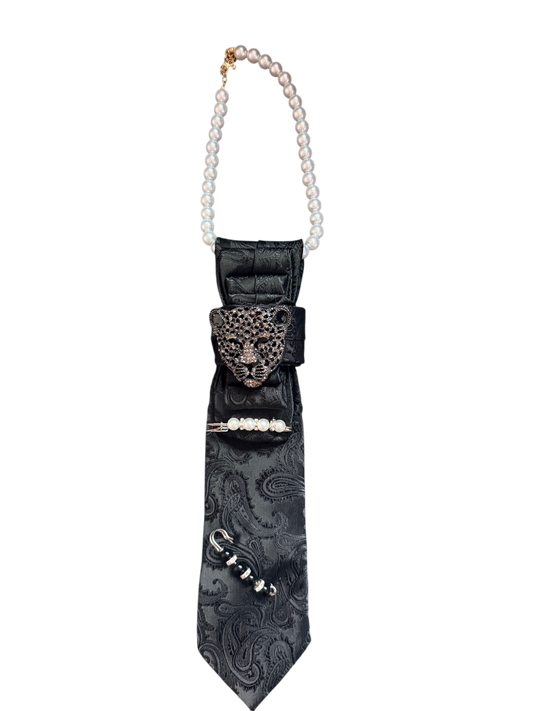 Women necklace tie