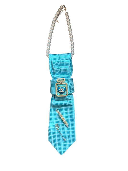 Women necklace tie